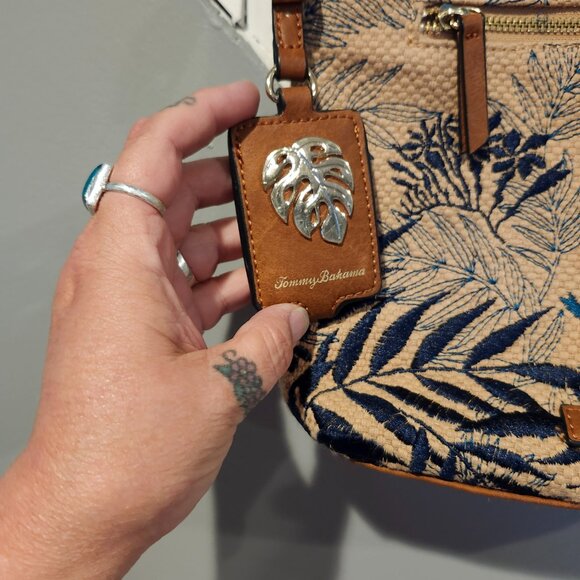 Tommy Bahama Palm  Medium Crossbody Bag - Picture 2 of 7